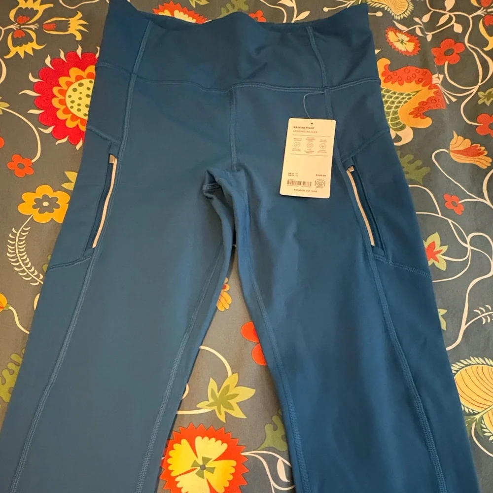 NWT Athleta Ranier Legging size medium T - Picture 1 of 3